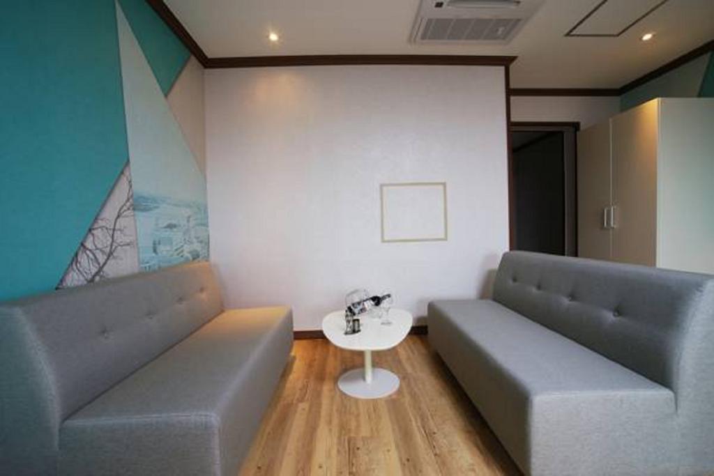 Seongsan Aqua Beach Hotel Szogüpho Kültér fotó