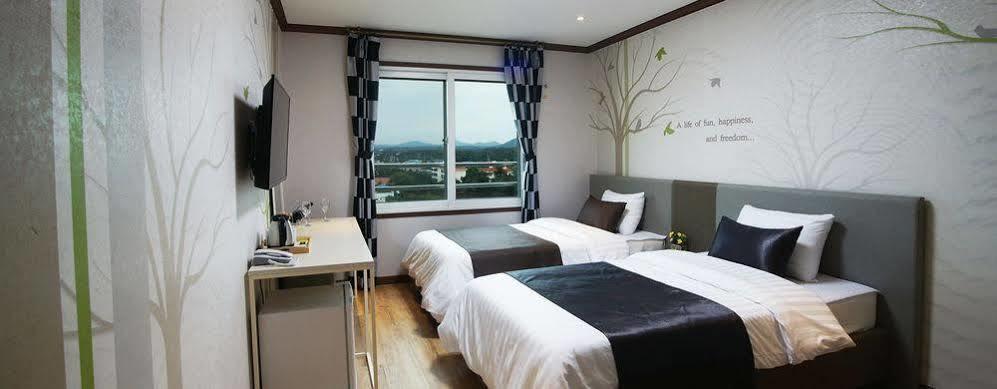 Seongsan Aqua Beach Hotel Szogüpho Kültér fotó