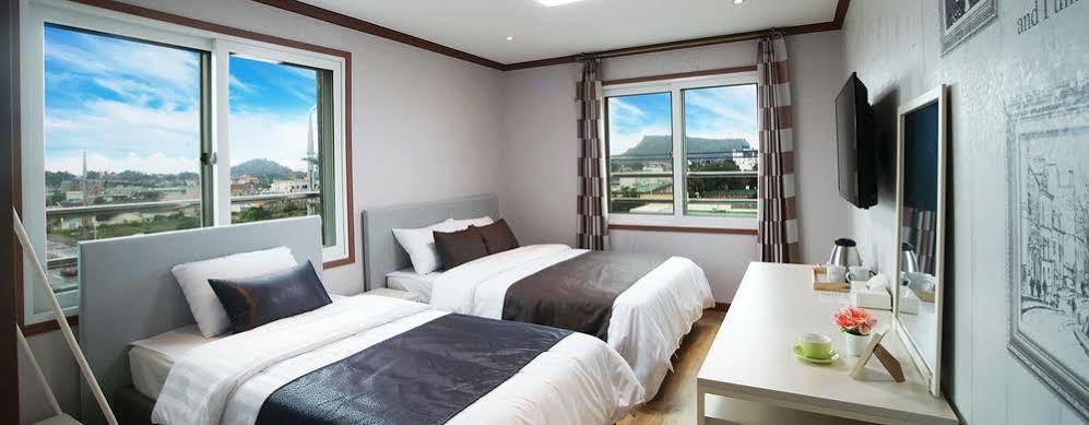Seongsan Aqua Beach Hotel Szogüpho Kültér fotó